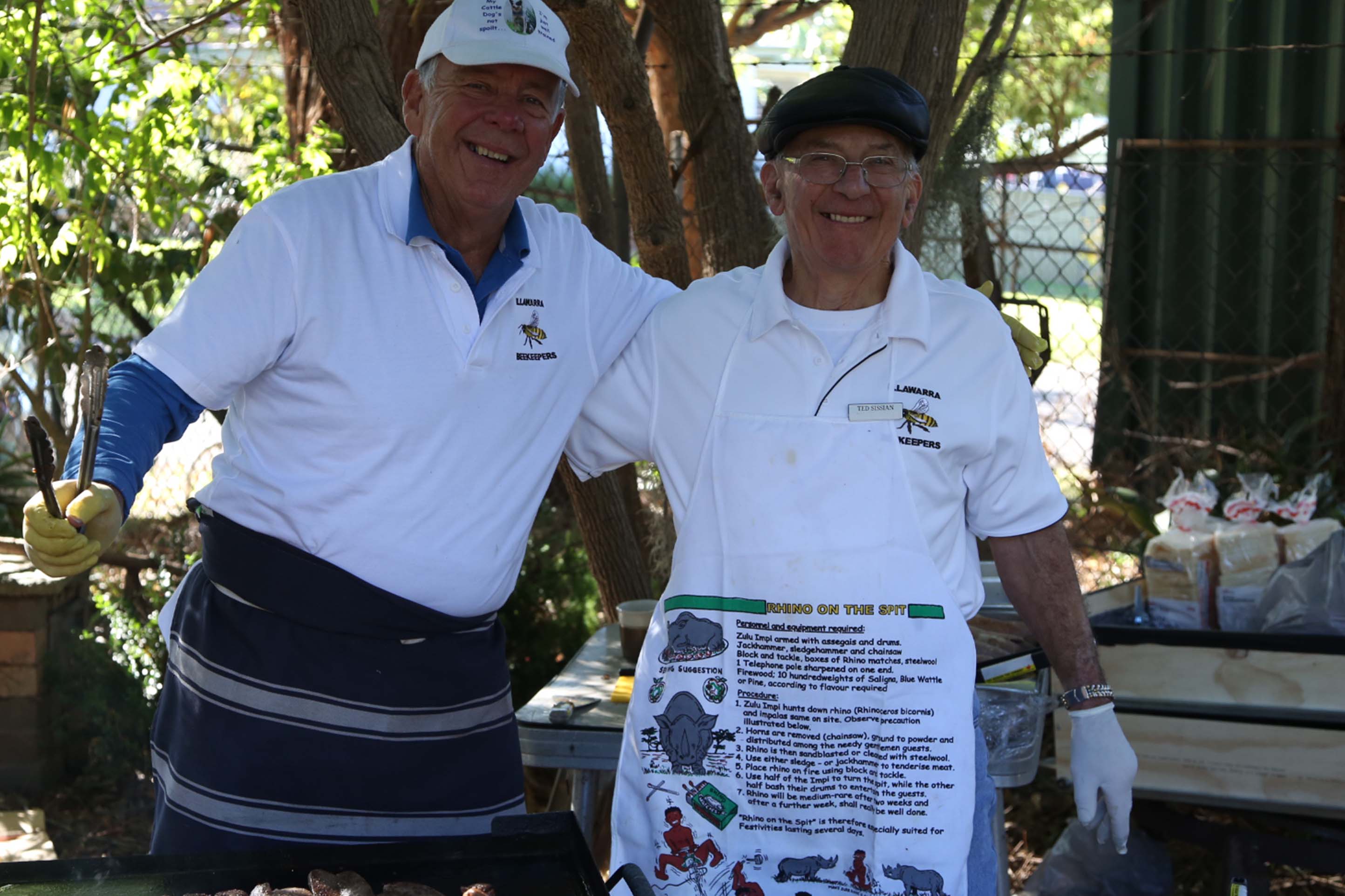 Illawarra-Beekeepers-may-2016-open-day-bbq-kings-alan-and-ted